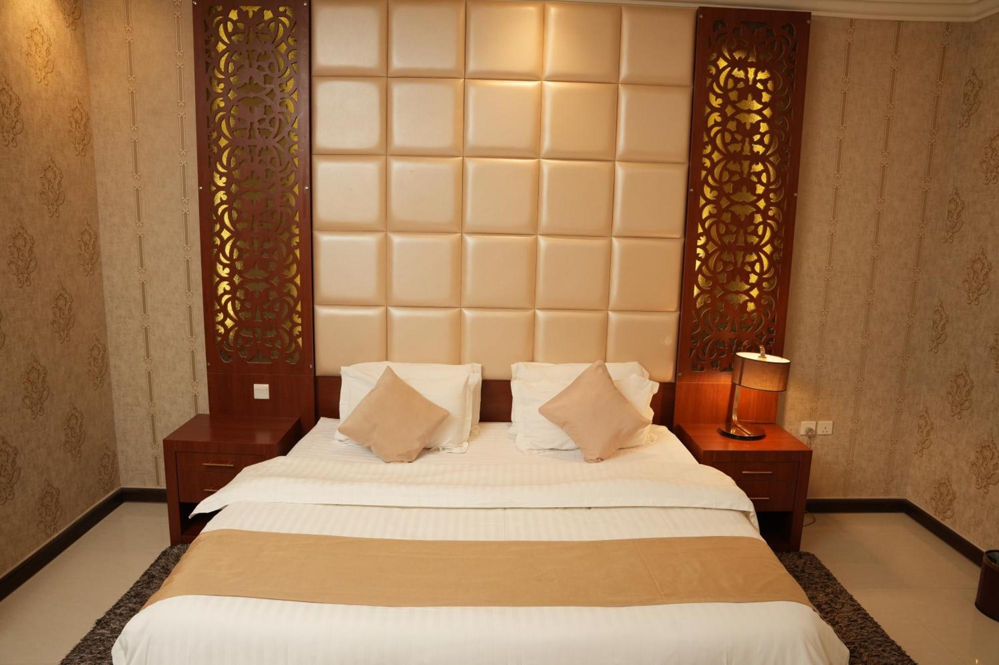 ריאד Al Joon Hotel מראה חיצוני תמונה