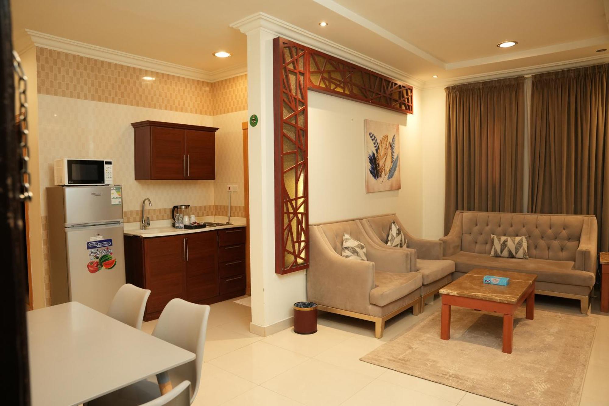 ריאד Al Joon Hotel מראה חיצוני תמונה
