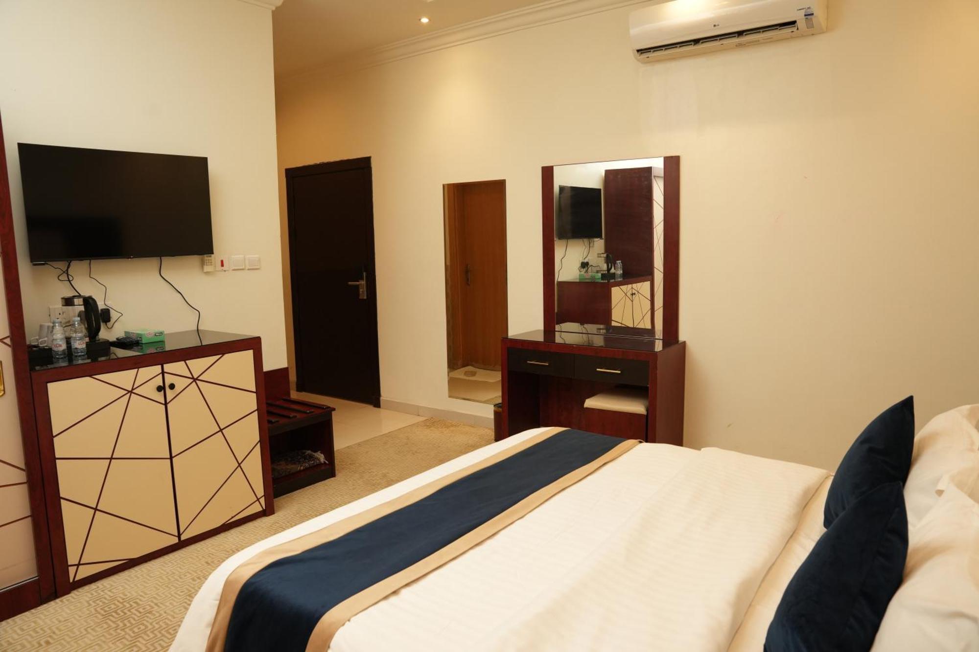 ריאד Al Joon Hotel מראה חיצוני תמונה