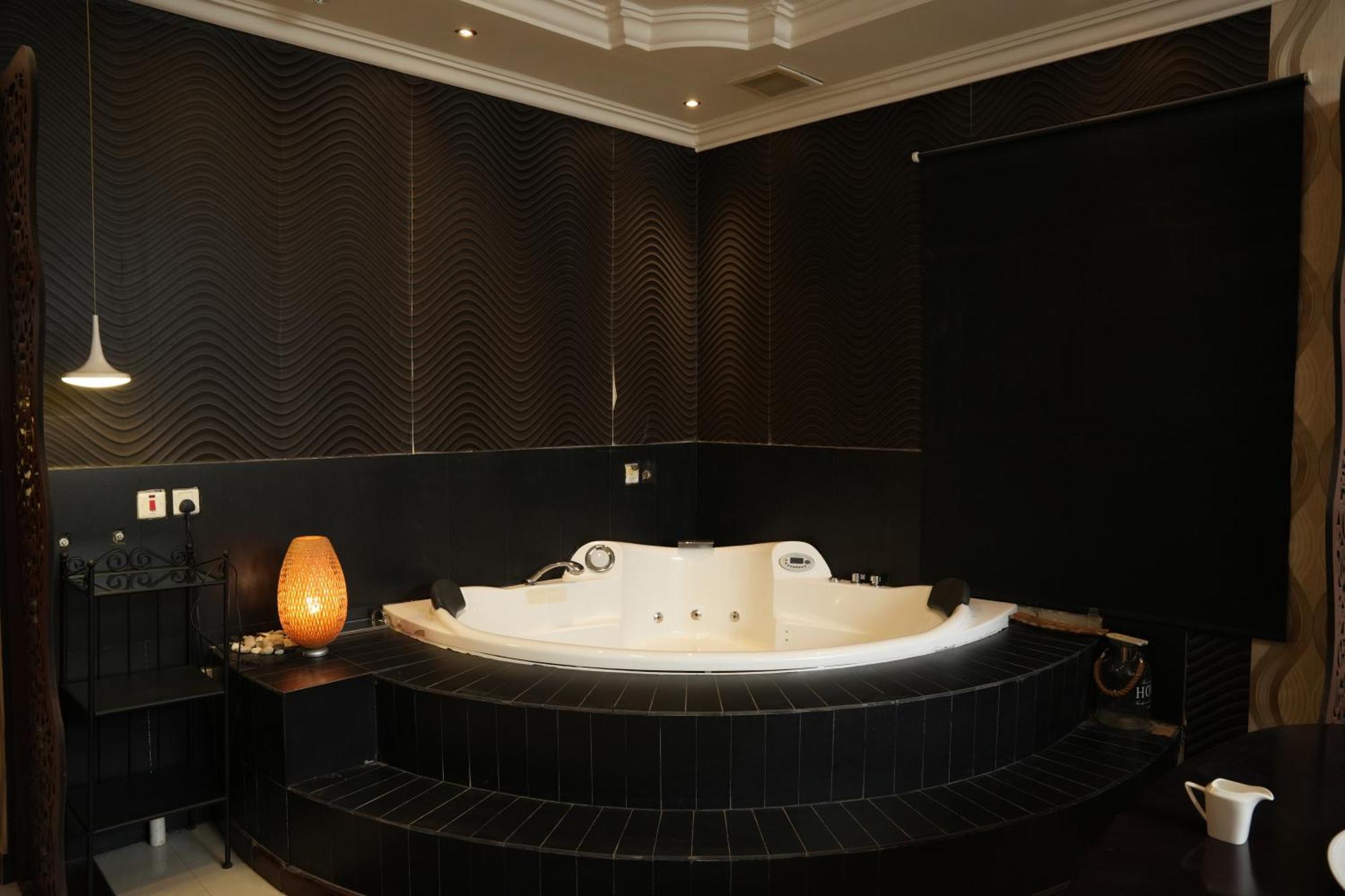 ריאד Al Joon Hotel מראה חיצוני תמונה
